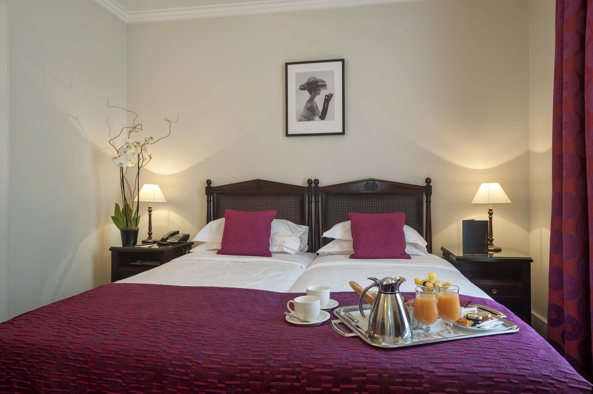 Hotel Royal Saint Honore Paris Louvre Номер фото